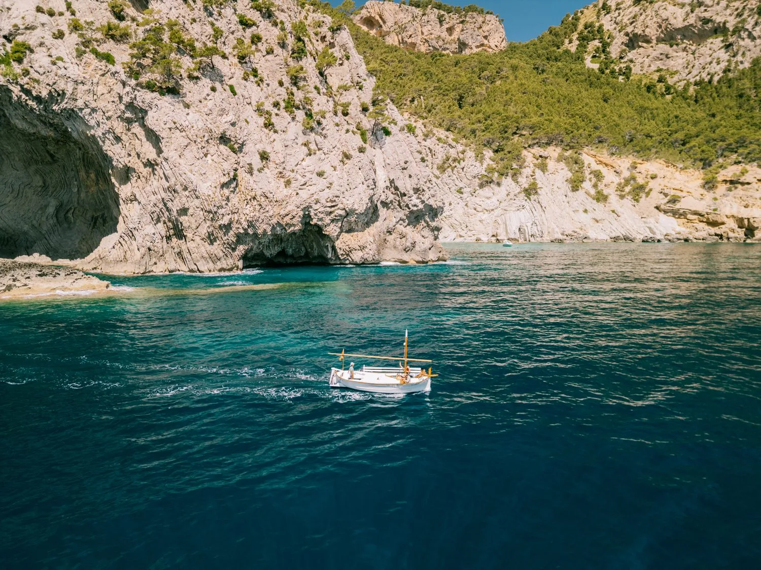 Boat experience privada en cala turquesa, Mallorca